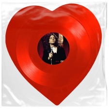 JOHN PAUL YOUNG - Love Is In The Air (Limited Heartshaped Red Vinyl) SINGLE